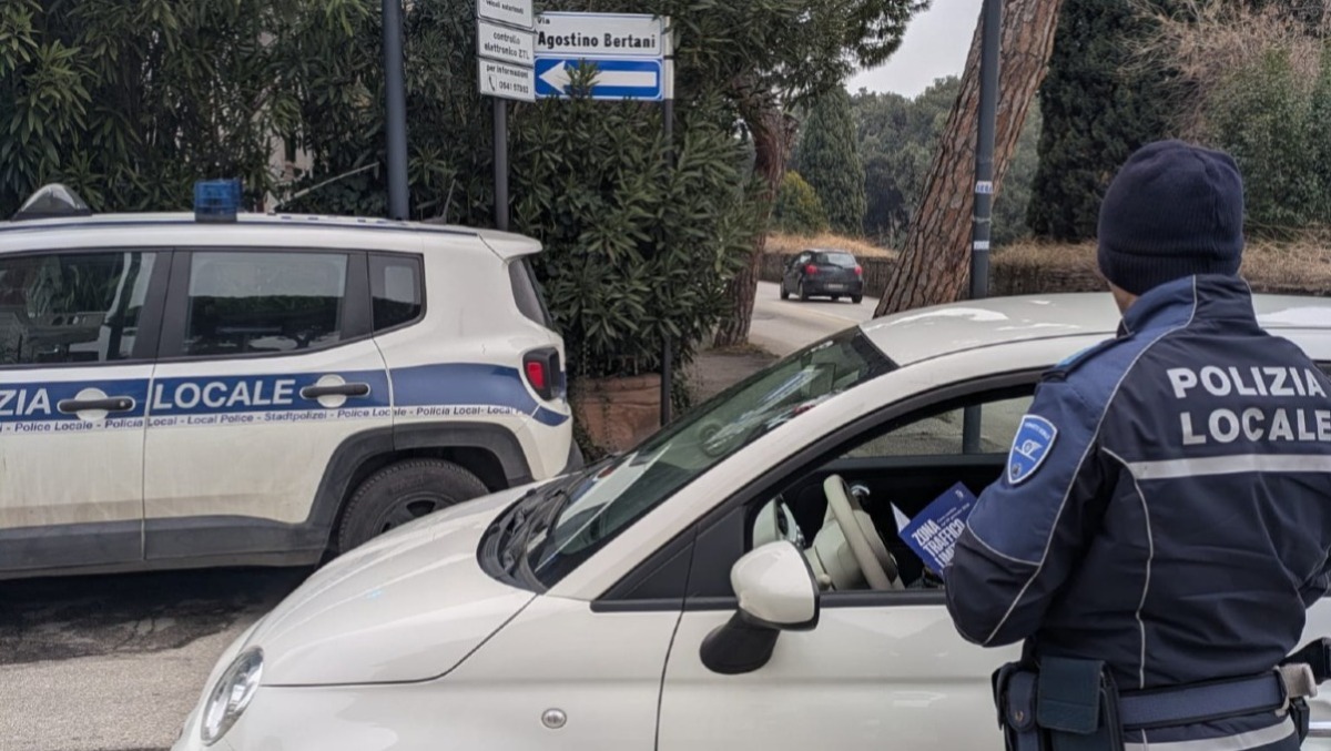 Occhio al varco: a Rimini la Ztl diventa "elettronica". Le istruzioni per disabili e accompagnatori - Polizia Locale di Rimini
