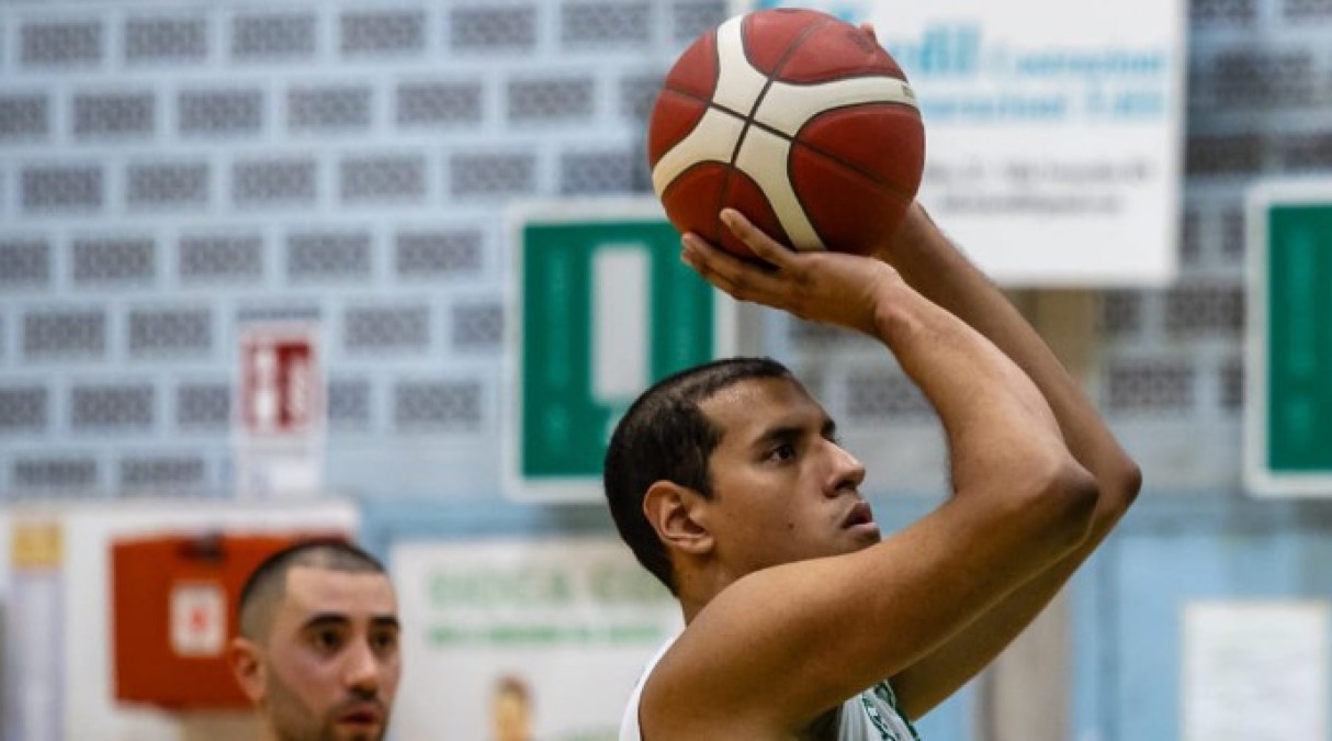Basket DR2, riparte la corsa dei Tigers: venerdì sera prima di ritorno - Guiducci e Ceccarelli (foto Aldo Sgroi)