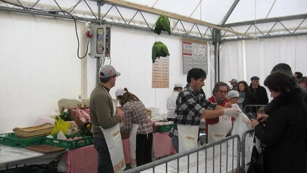 Tradizione di Verucchio, torna la Fira de Bagoin dopo 7 anni di attesa - Fira de Bagoin a Villa Verucchio ARCHIVIO