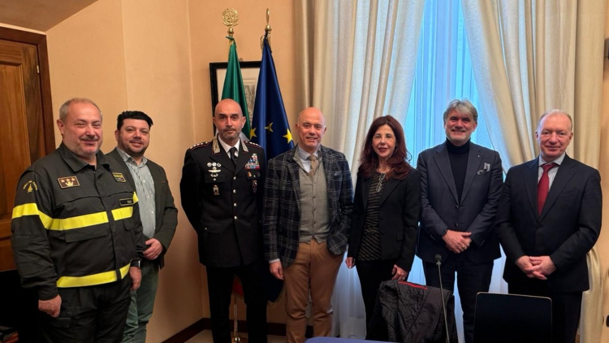 Dopo Crans-Montana, allerta per la sicurezza dei locali: si riunisce il tavolo istituzionale - 