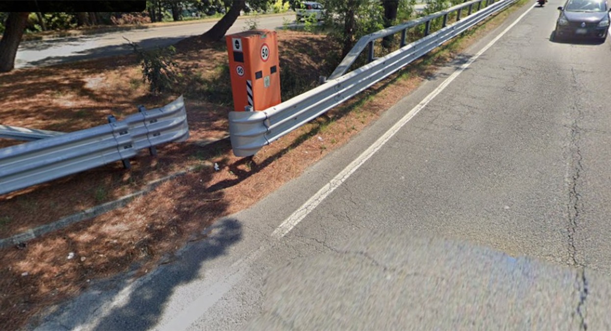 Riccione, autovelox della Curva del Fattore nel mirino: "Troppi ricorsi persi dal Comune: toglietelo" - Curva del Fattore a Riccione, sulla via Flaminia
