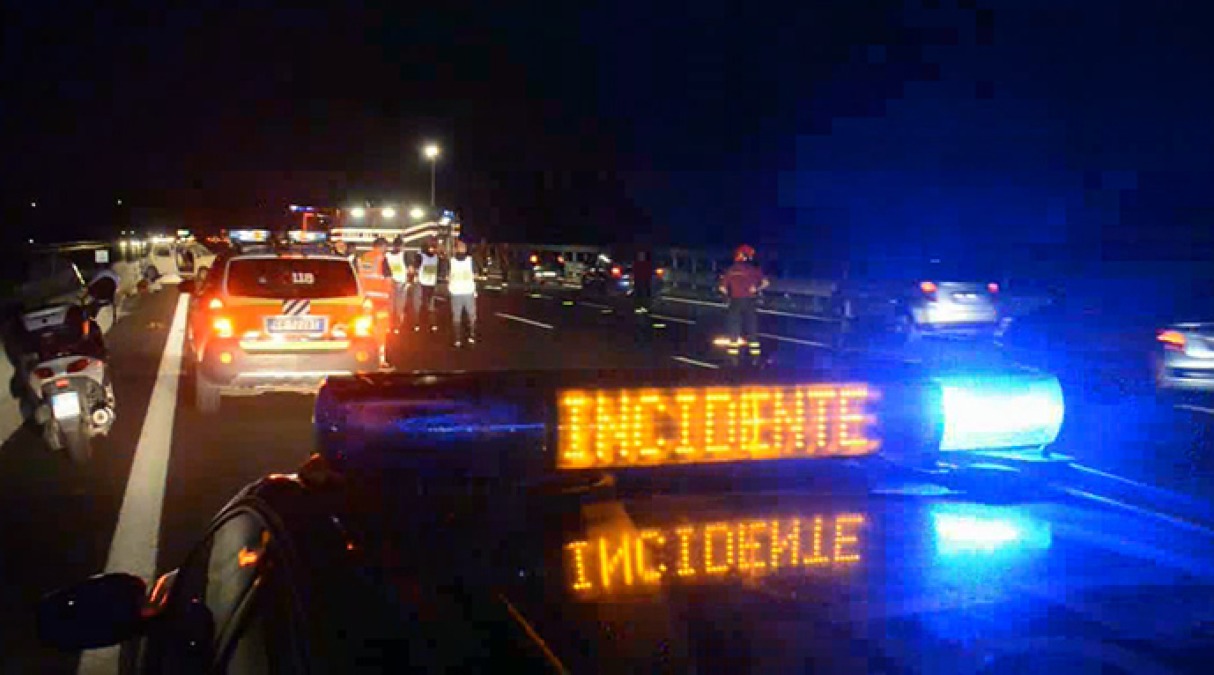 Incidente sulla Statale Adriatica: due auto coinvolte, tre feriti - Repertorio