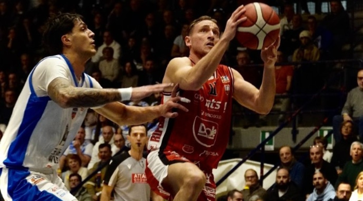 Basket A2, Dole risorge a Ruvo di Puglia (86-94) - Foto Crifo Wines Ruvo di Puglia 