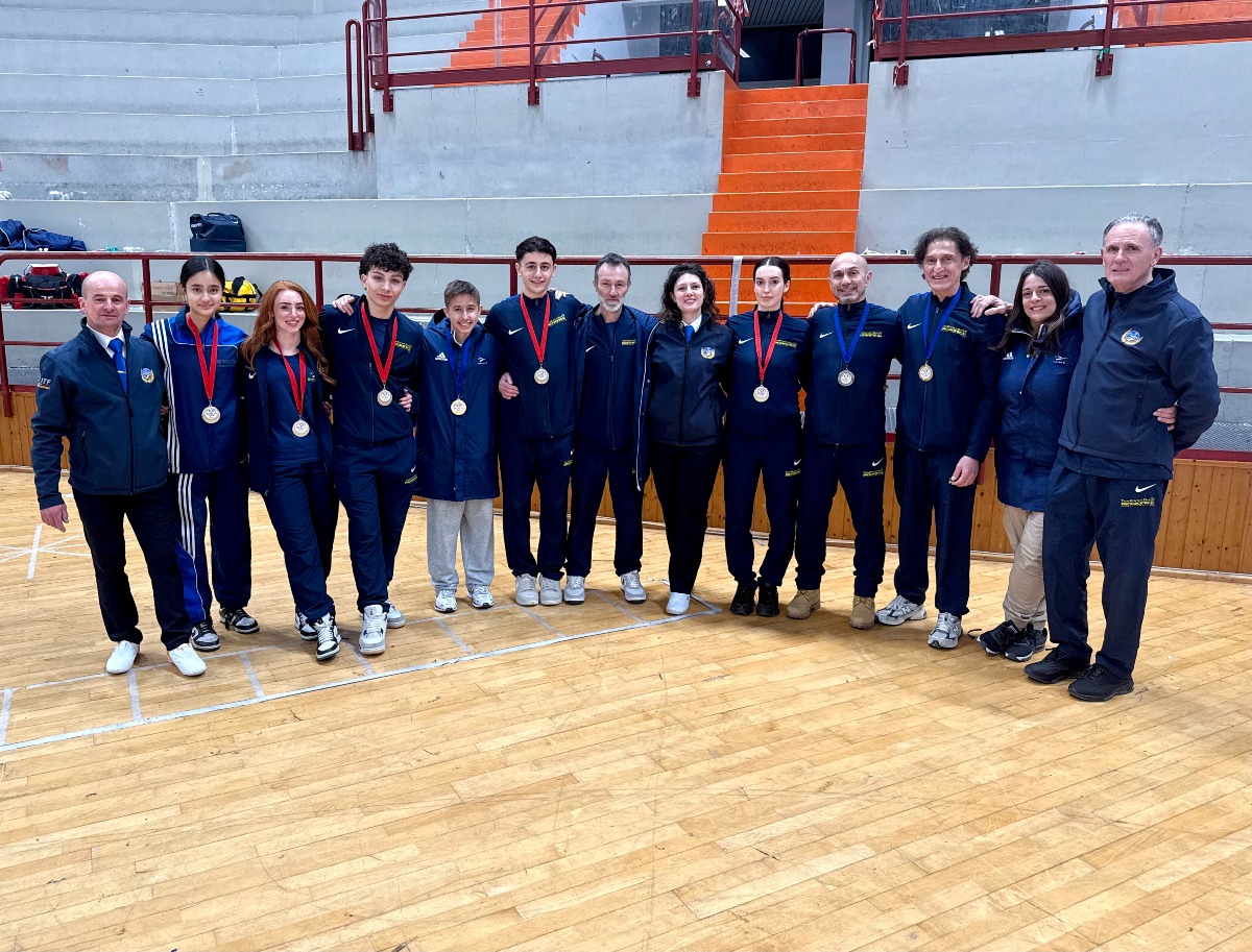 Taekwondo Riccione trionfa a Napoli: 7 ori e un bronzo al Torneo Nazionale - 