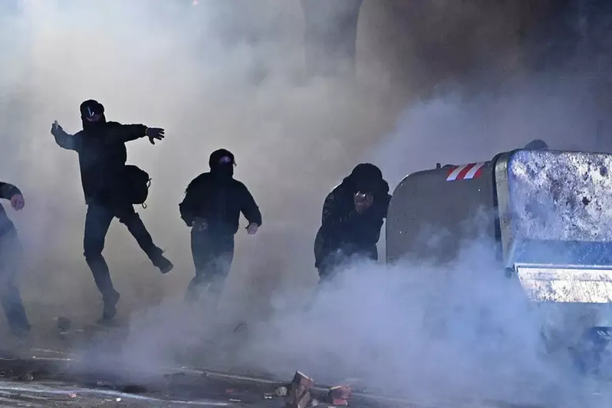 Piantedosi alla Camera: “A Torino evitati danni peggiori”. L’inchiesta per devastazione blocca la risoluzione unitaria - © Ansa