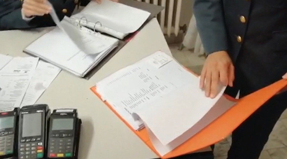 Fatture false, sequestri per 3,5 milioni: coinvolta anche una società riminese - Repertorio