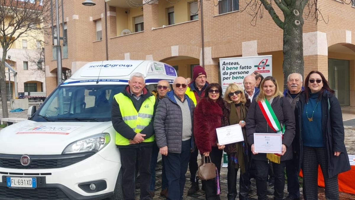 Consegnato a Verucchio il nuovo veicolo per il trasporto sociale - 