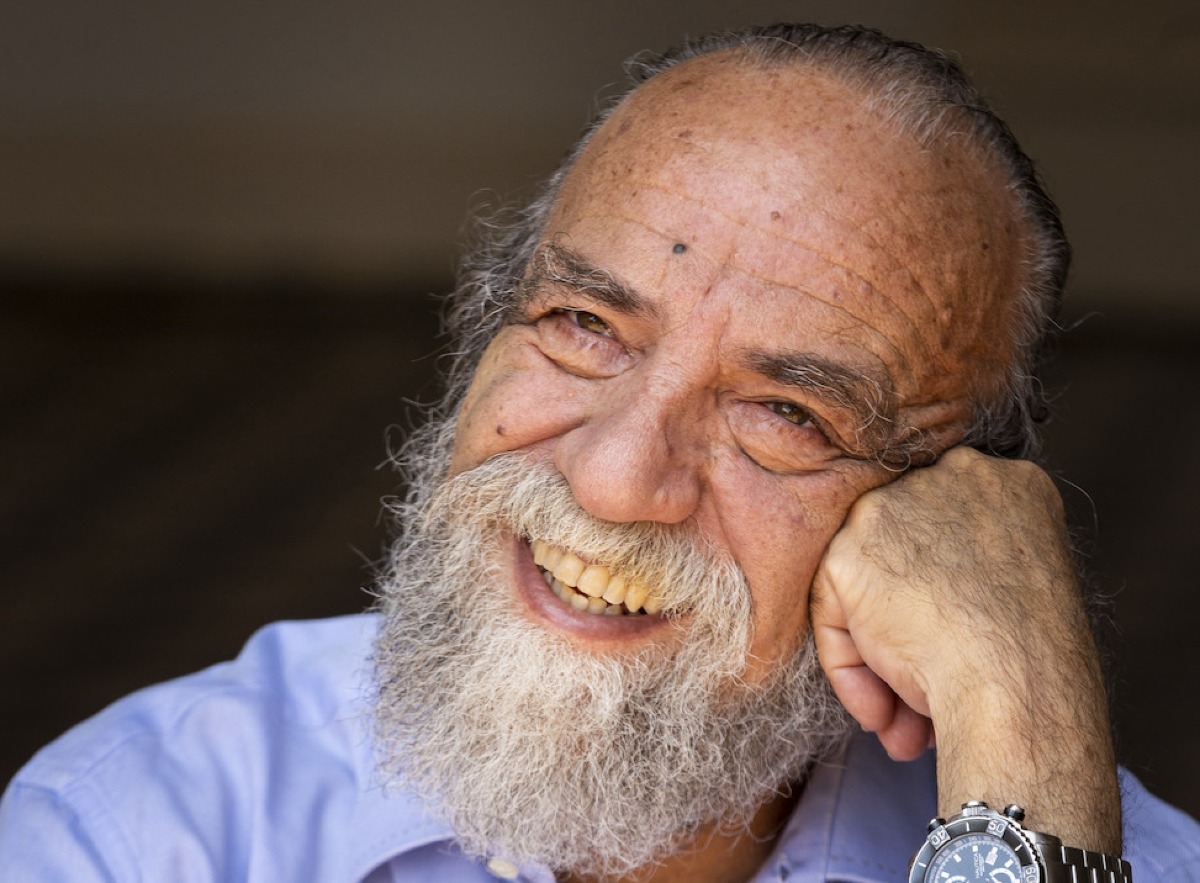 Giobbe Covatta in scena a Misano Adriatico con “70. Riassunto delle puntate precedenti” - 