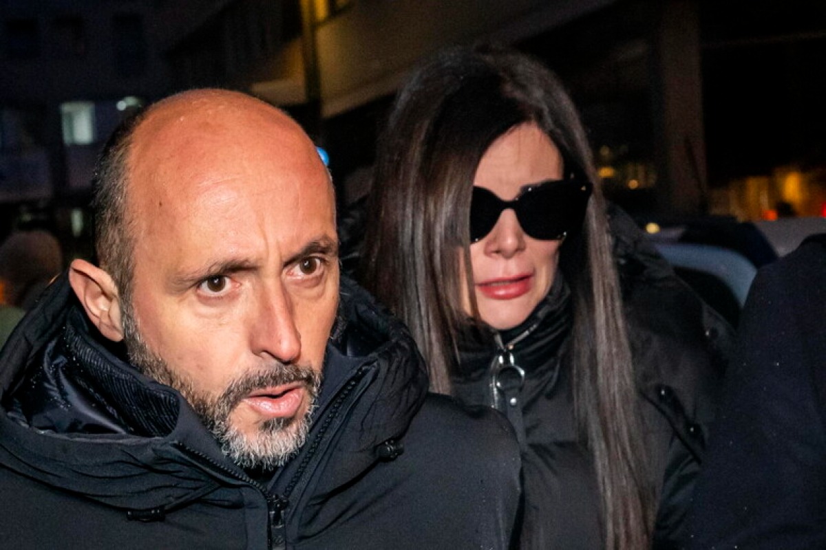 Tensione a Crans Montana: aggrediti i Moretti e il loro legale prima dell’audizione - © Ansa