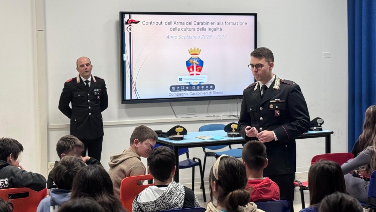 "Non siete soli": i Carabinieri parlano ai giovani di bullismo e dipendenze - 