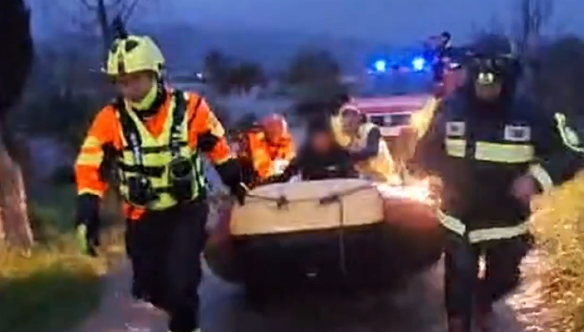 Maltempo in Sardegna, salvate 12 persone dopo l’esondazione del Rio Mannu - © Vigili del Fuoco