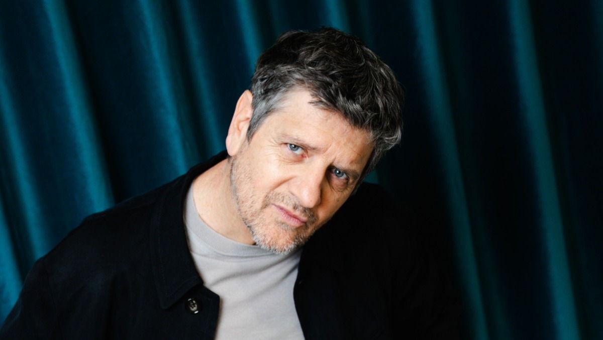 Dopo 25 anni di assenza dal teatro, Fabio De Luigi torna in tour (e passa anche da Rimini) - Fabio De Luigi (foto di Claudia Bianco)