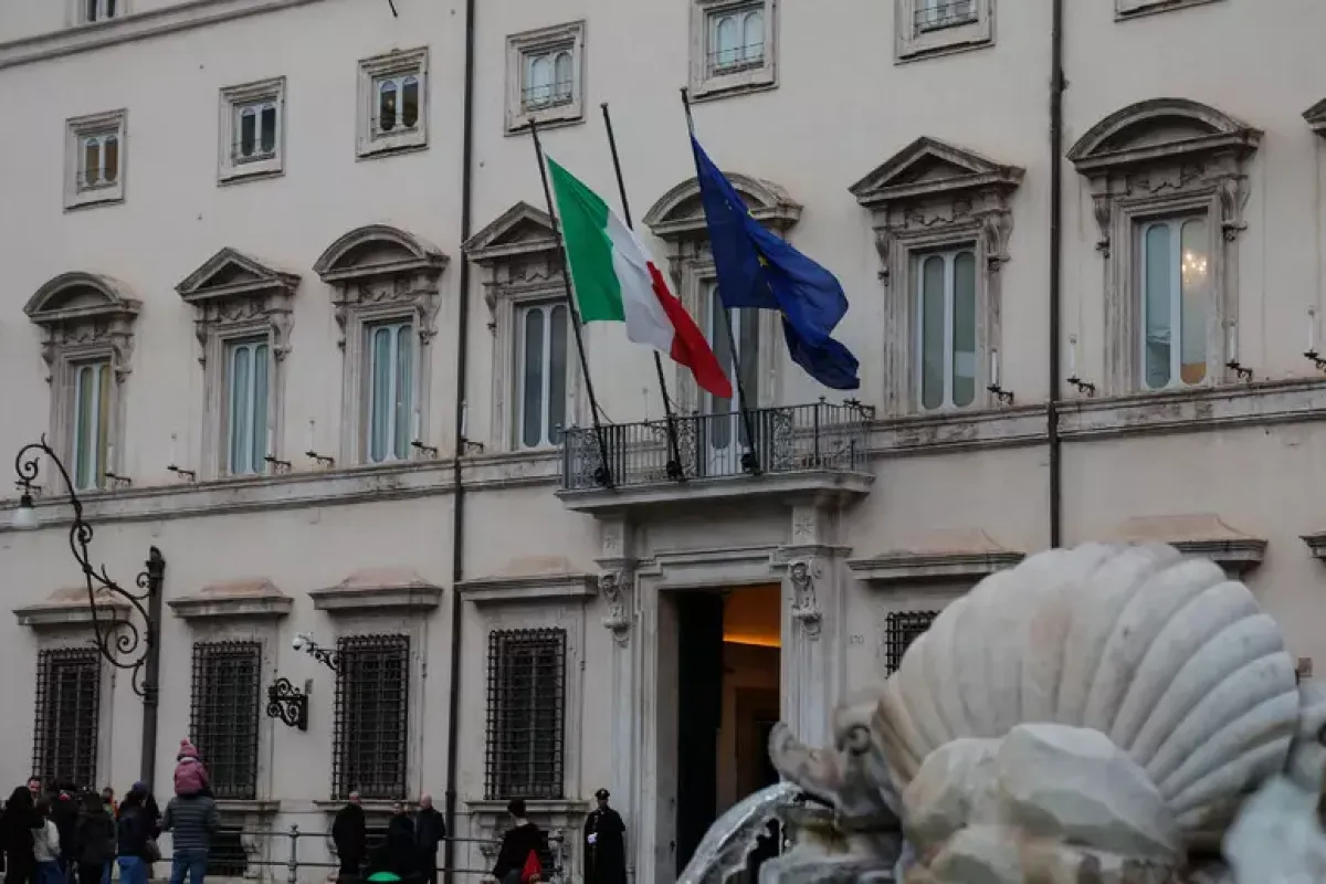 Bollette, via libera al decreto: 115 euro alle famiglie fragili   -  Palazzo Chigi © Ansa