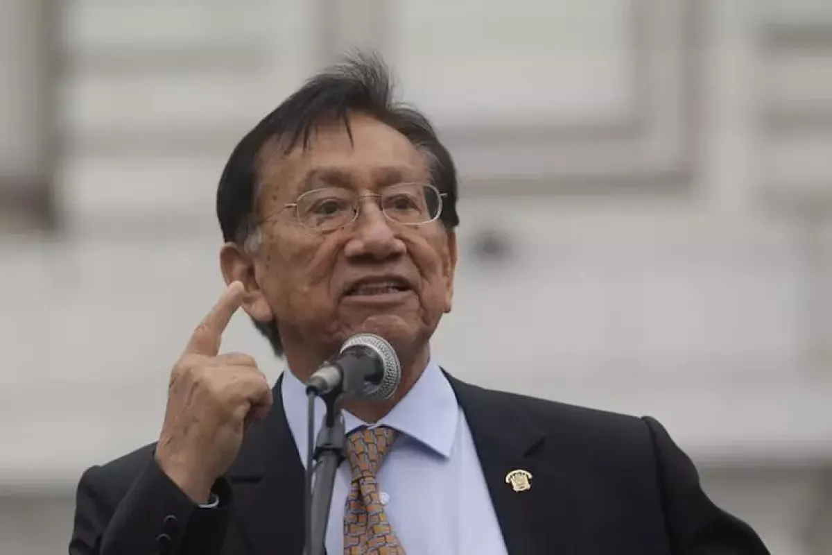 Perù, svolta a sorpresa: Balcázar nuovo presidente ad interim - © Ansa