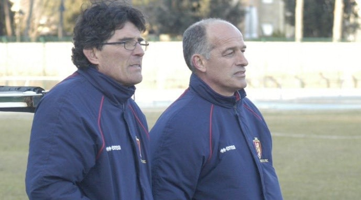 Calcio, Romagna in lutto: è morto William Barducci - Barducci a sinistra con mister Benedetti