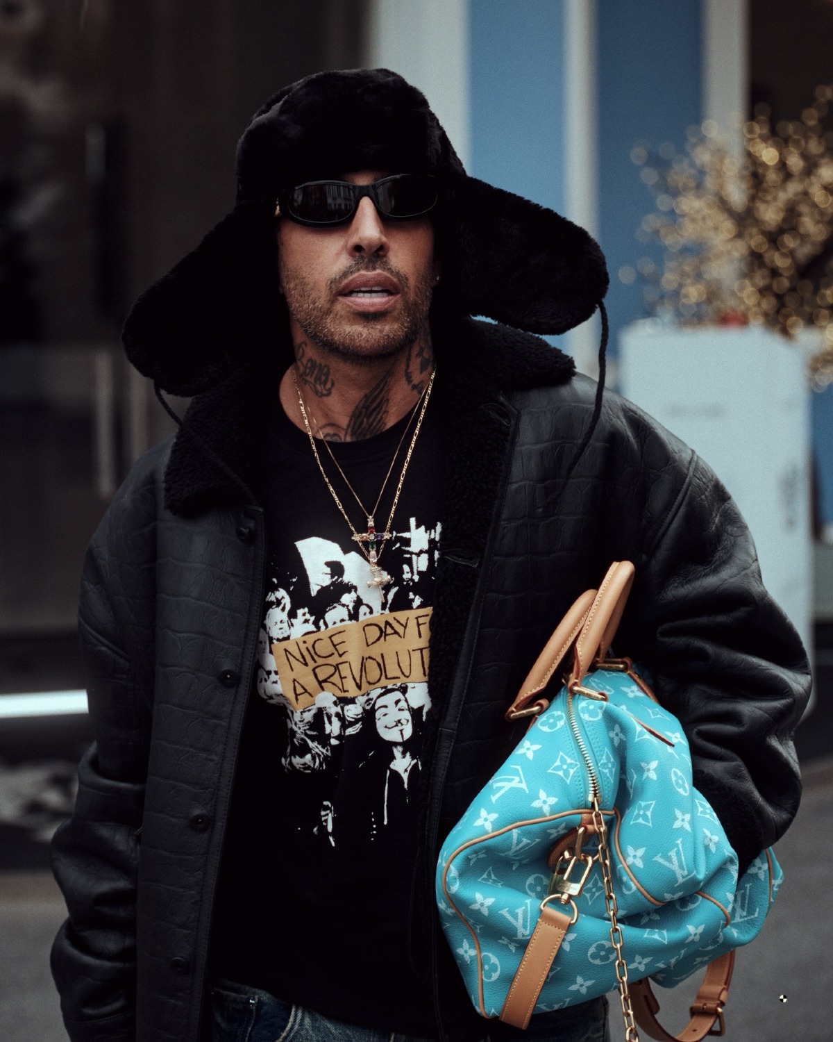 Sanremo, loghi coperti sul palco ma fuori è "sfoggio" extra-lusso: Luché e la borsa da 10mila euro - © Facebook