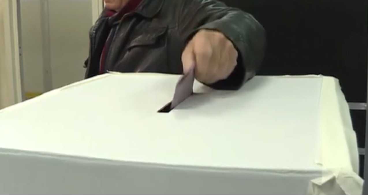 Legge elettorale, la simulazione: stallo con il Rosatellum, maggioranza al centrodestra con il premio - 