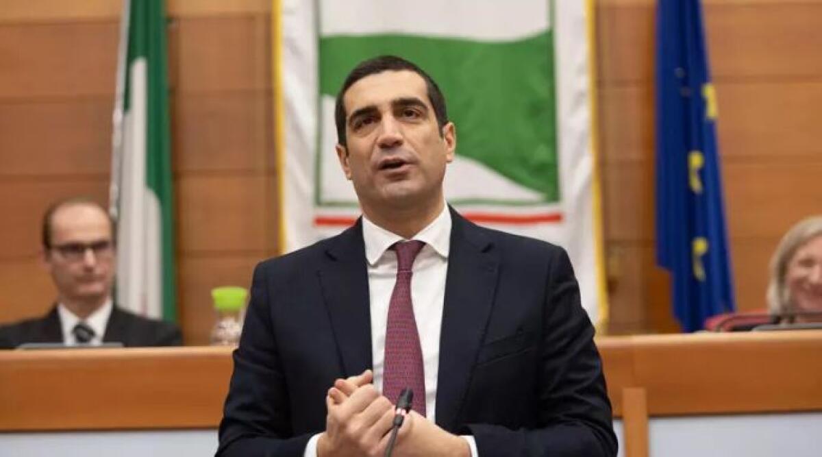 Emilia Romagna, l'ipotesi Cpr divide il centrosinistra: Avs e M5S dicono no - Il presidente della Regione, Michele de Pascale