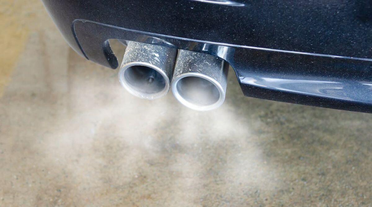 Traffico e inquinamento, a Rimini scattano nuovamente le misure antismog - Gas di scarico