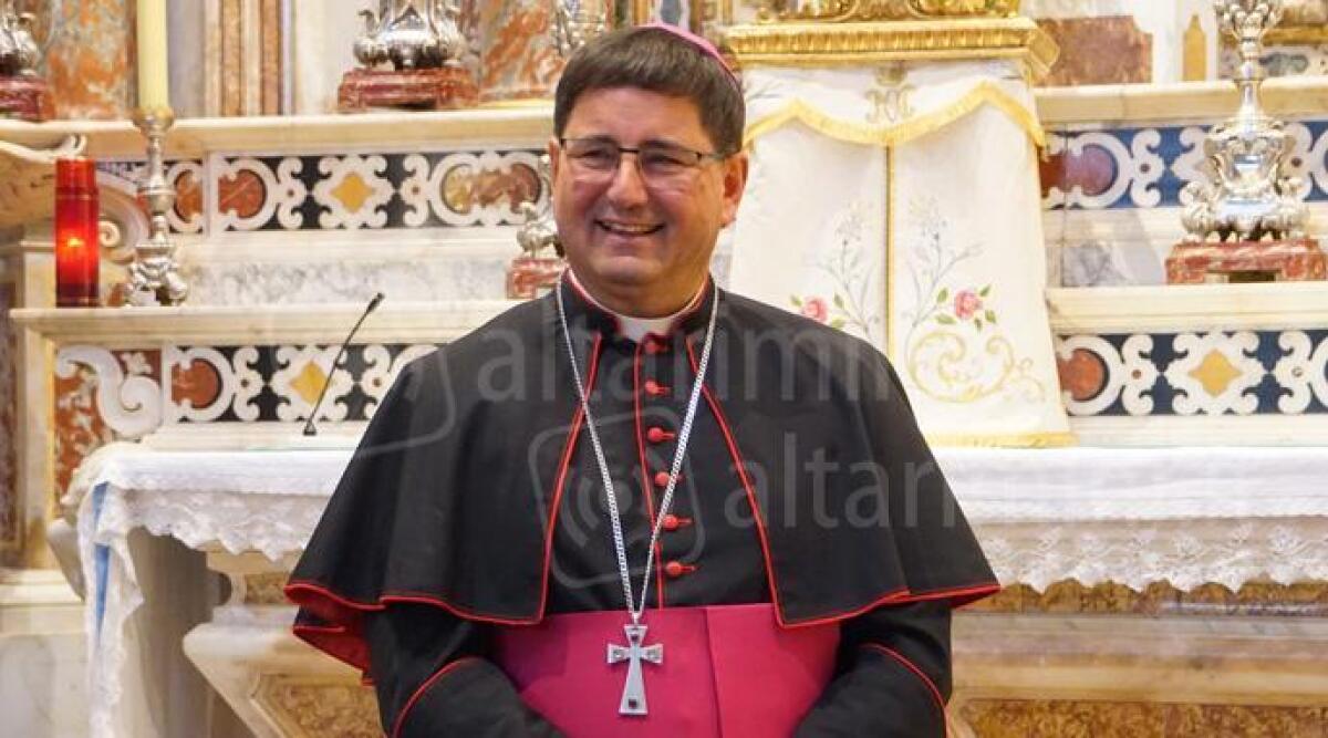 La Chiesa riminese prega per la pace nel quarto anniversario della guerra in Ucraina - Il Vescovo Nicolò  Anselmi