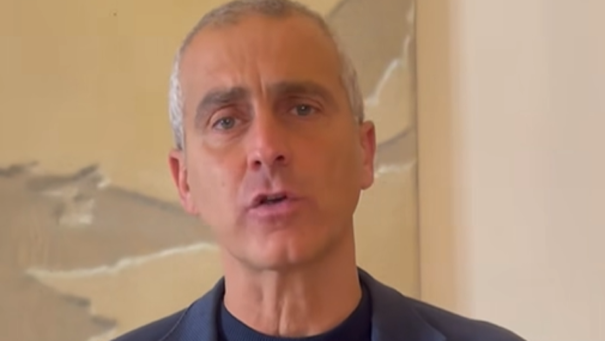 Rimini, il Sindaco Sadegholvaad sull'attacco all'Iran: "Basta bombe, prego per il mio popolo" - Il sindaco Sadegholvaad