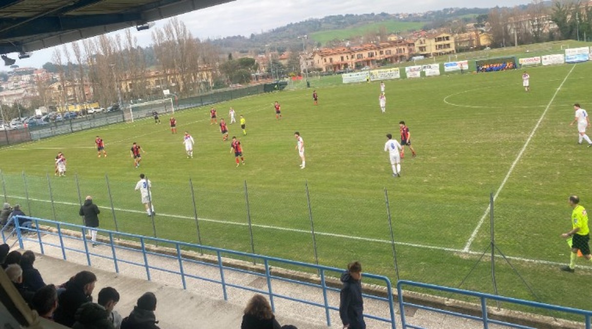 Calcio Promozione, il Moie passa sul campo del Gabicce Gradara (0-1) - Una fase del match