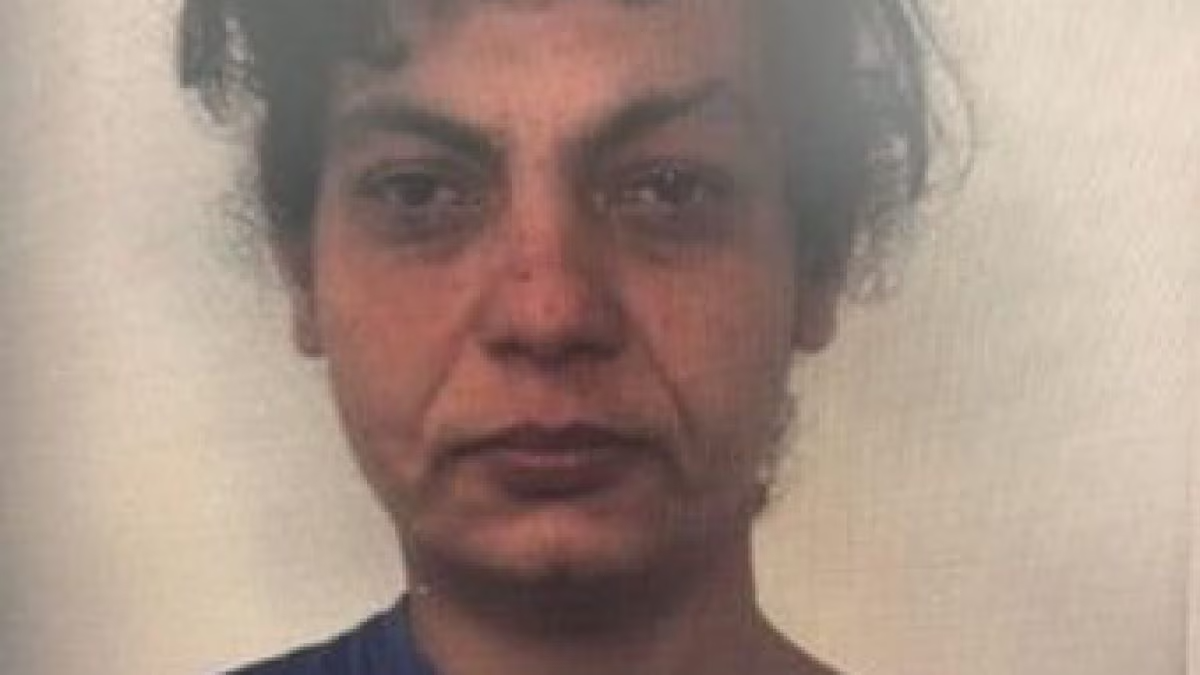 Donna trovata morta a Catania, identificata la vittima: la Procura diffonde la foto e chiede testimonianze - Elisabeta Boldijar, 36 anni