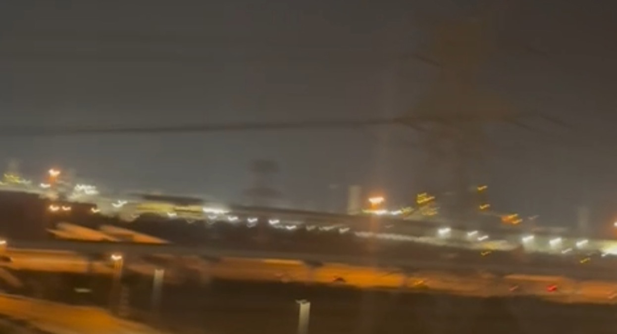 "Una delle notti più lunghe della mia vita": da Riccione a Dubai, il racconto di Aurora tra boati e droni - Foto di Aurora