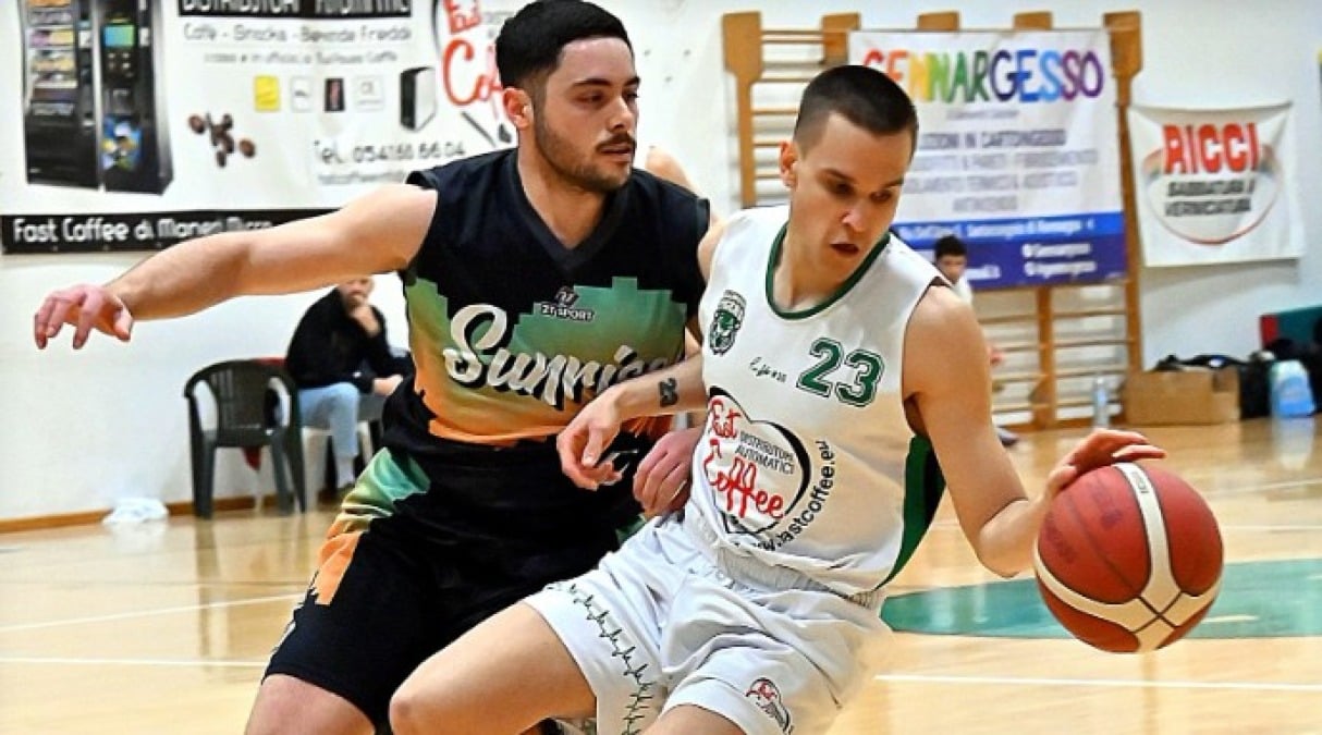 Basket DR2, il derby è dei Tigers (78-60) - Mussoni in azione (foto Alfio Sgroi)