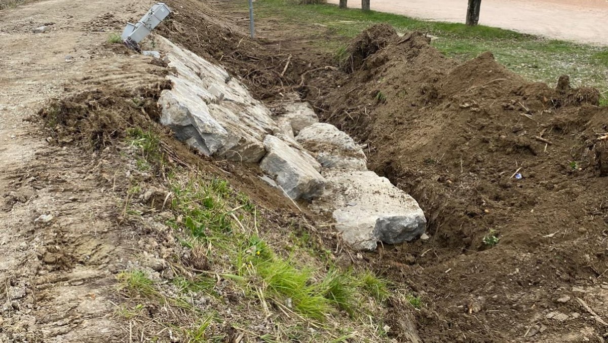 Cattolica mette in sicurezza il Conca: intervento sugli argini prima della stagione turistica - 