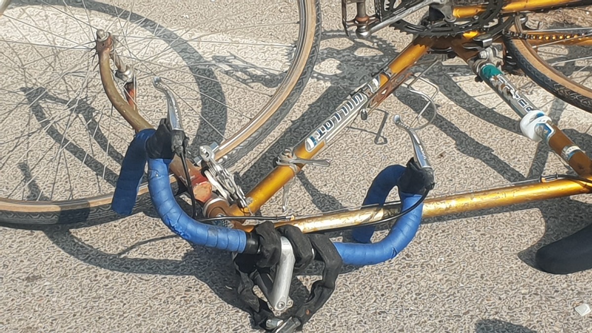 Tragedia a Rimini: in discesa con la bici finisce contro il muro e muore - www.altarimini.it RIPRODUZIONE RISERVATA