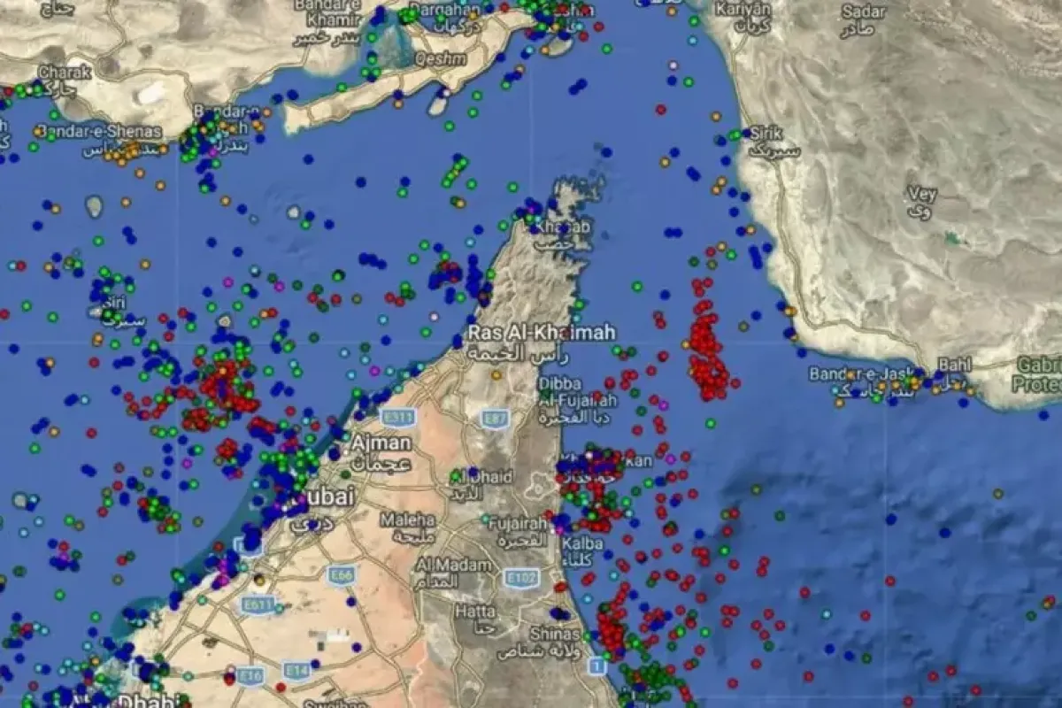 Hormuz riaperto ma solo alle navi non occidentali. Teheran avverte: “Non ci arrenderemo mai” - 