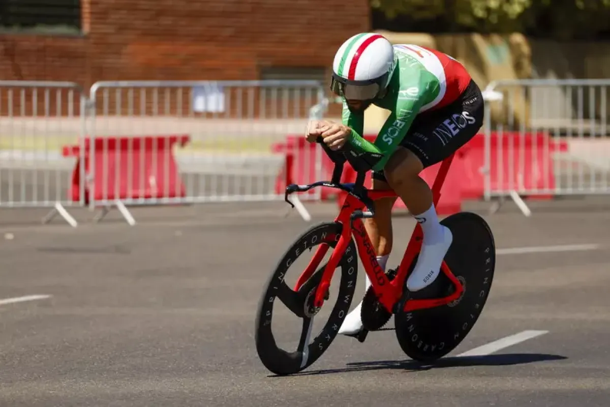 Ganna domina la cronometro inaugurale della Tirreno-Adriatico - © Ansa/Epa