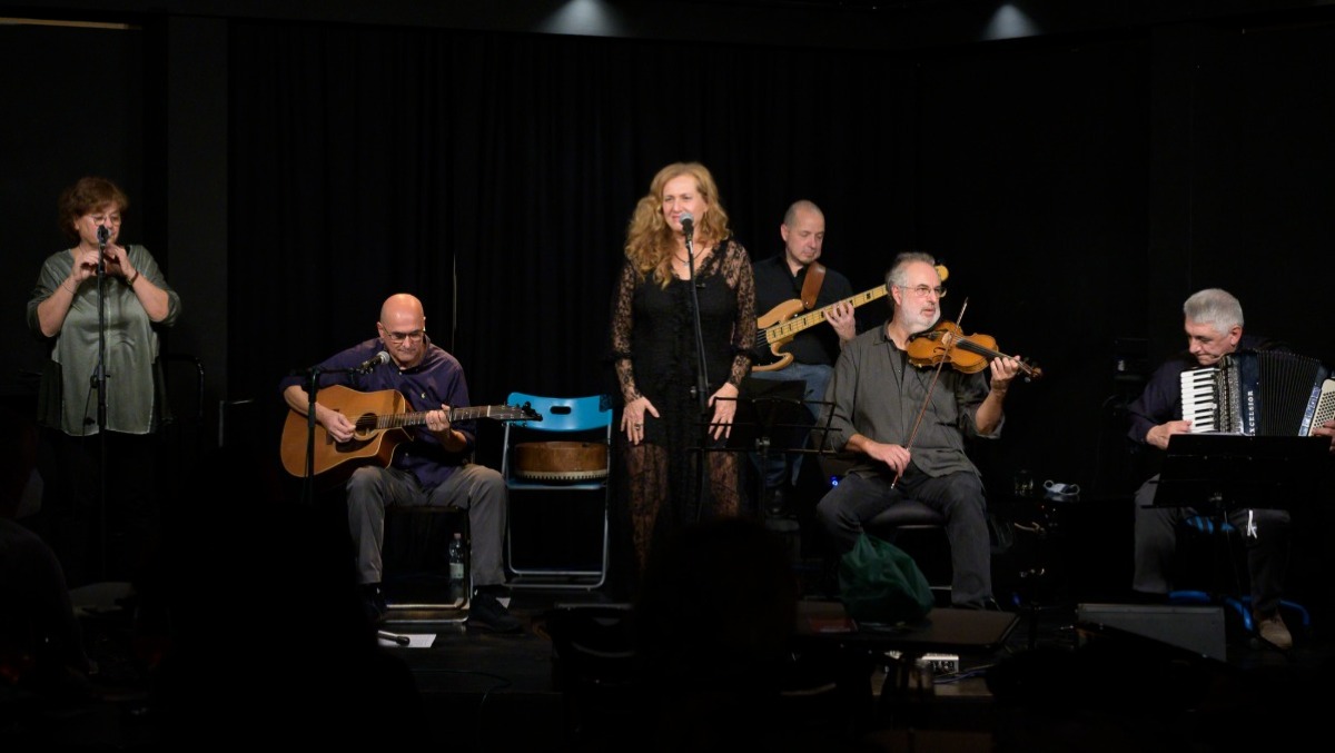 Musica celtica a Sant'Agata Feltria: al Teatro Mariani arrivano i Morrigan’s Wake - Morrigan's Wake