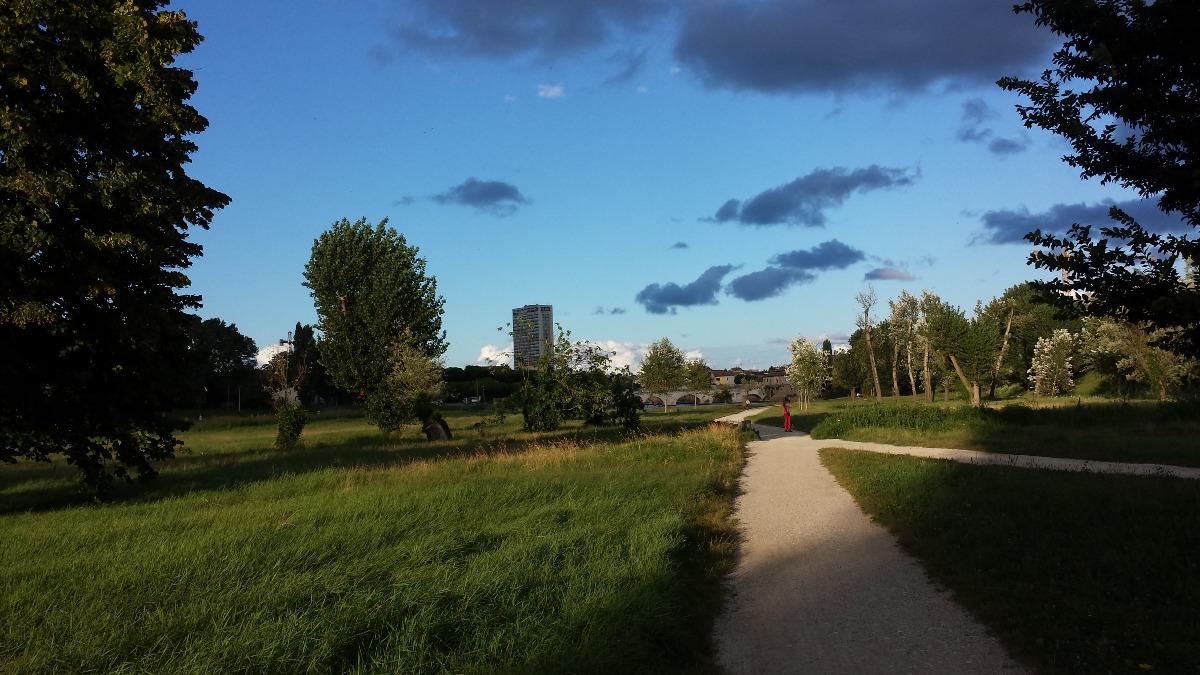 Abusa di una 15enne al parco Marecchia: atleta karate condannato a 4 anni - Parco Marecchia di Rimini PH Riviera di Rimini