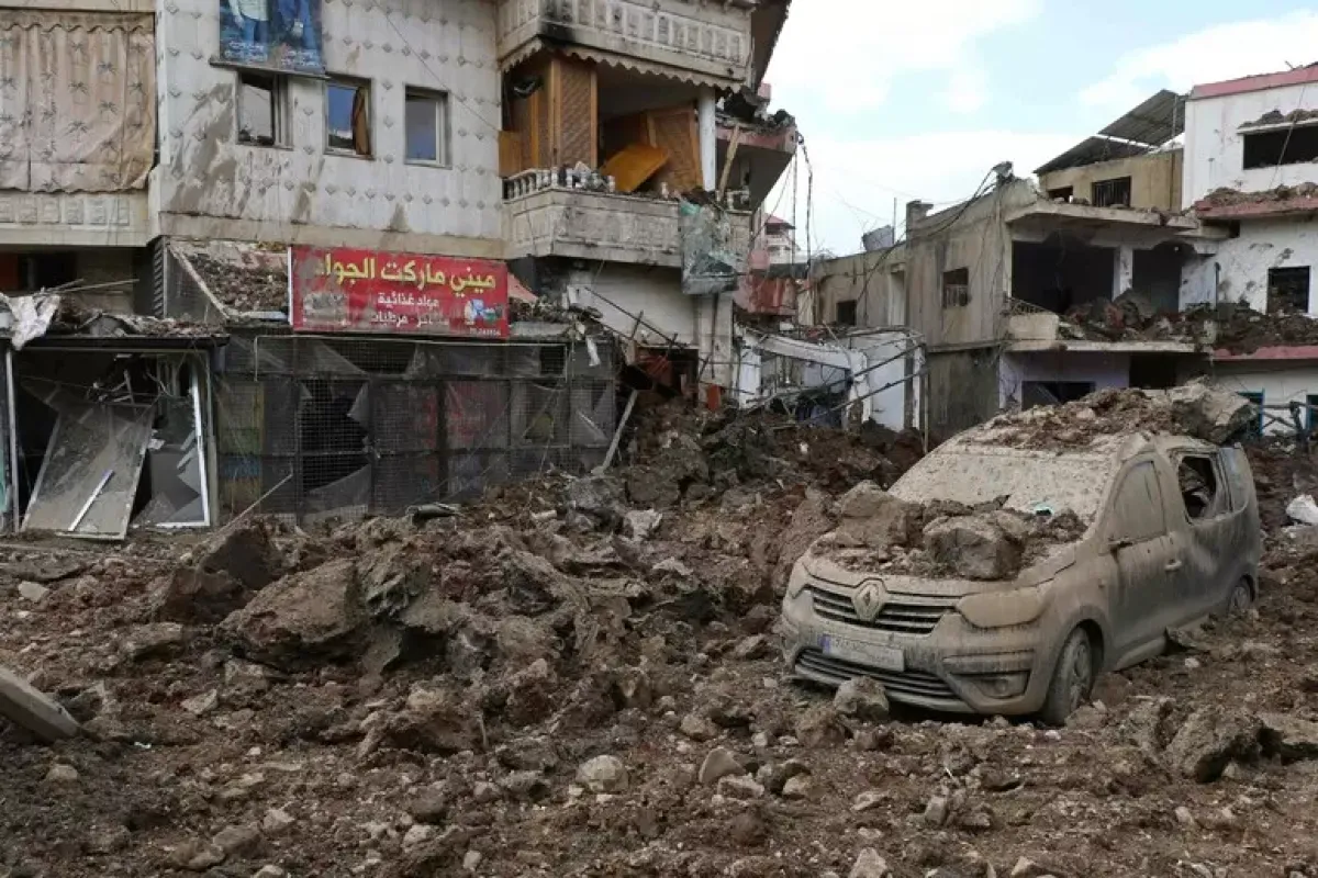 Raid dell’IDF in Libano e in Iran: ucciso un membro di Hezbollah, colpiti oltre 200 obiettivi - Nabi Sheet © ANSA/AFP