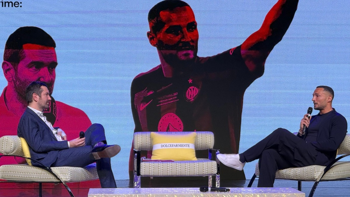 Cento giorni dalla maturità, l'ex Inter D'Ambrosio: "L'esame? È come una finale di calcio" - Marco Cattaneo e Danilo d'Ambrosio