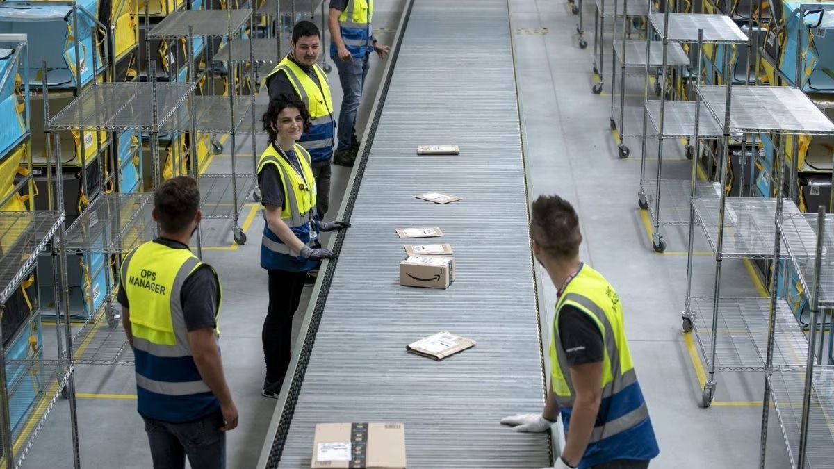 Confesercenti Rimini: Amazon sotto inchiesta, necessario riequilibrare la concorrenza tra digitale e negozi fisici - 
