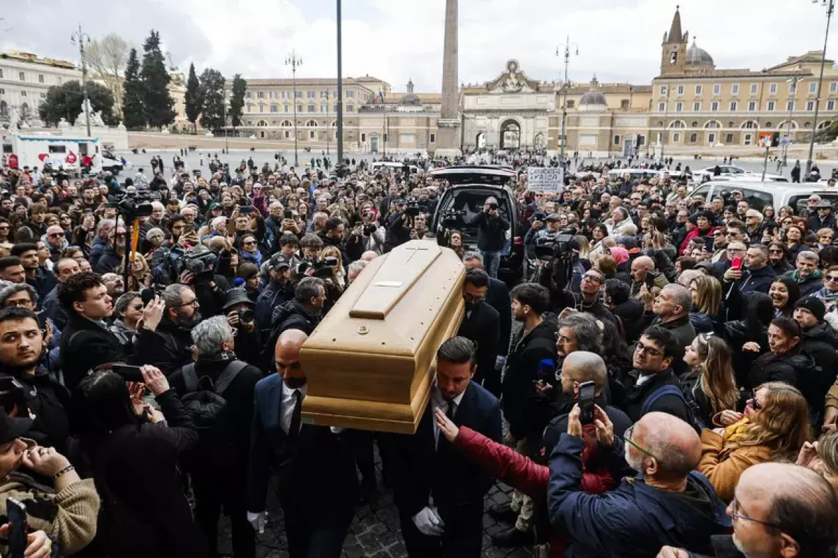 Addio a Enrica Bonaccorti, l’ultimo saluto nella Chiesa degli Artisti - © Ansa