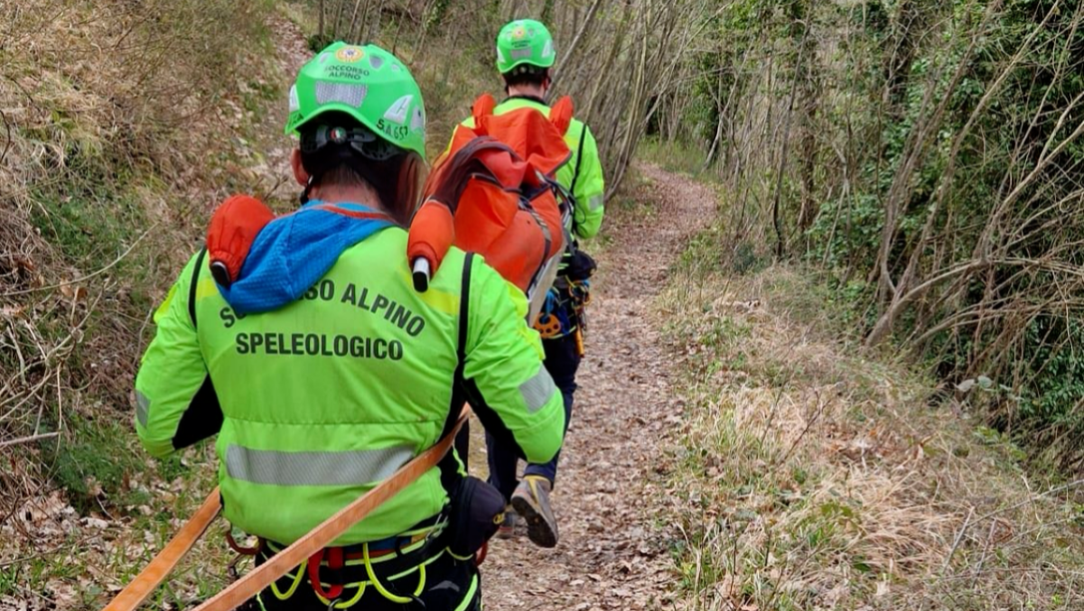 San Leo, cade durante escursione sui monti Tausani: interviene il Soccorso Alpino - 