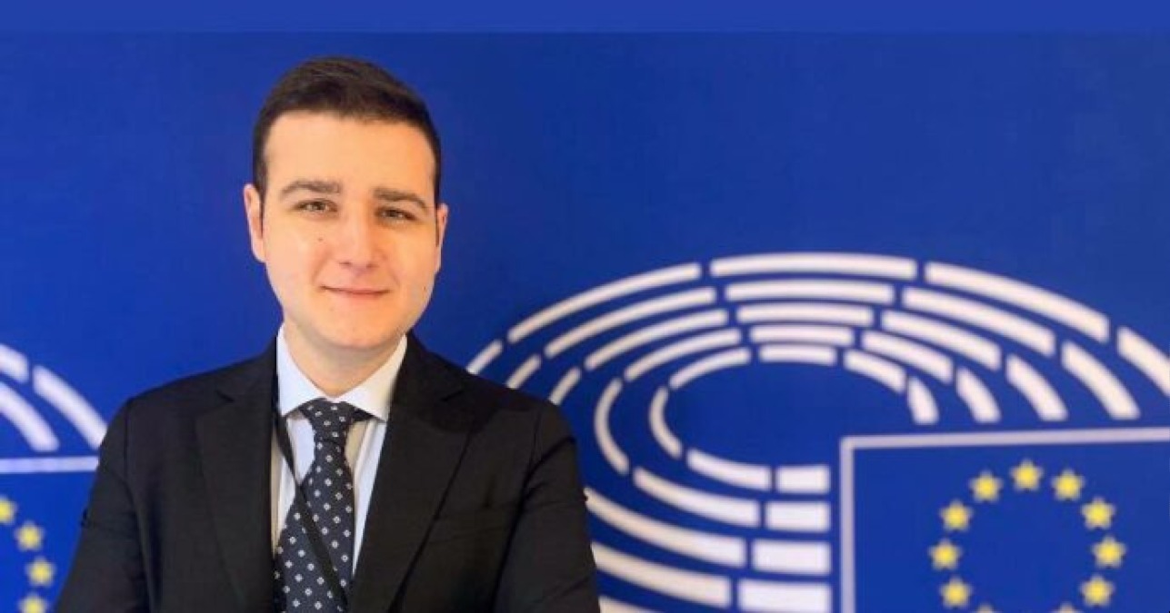 Huawei, nuova svolta nell’inchiesta Ue: indagato l’ex assistente di Martusciello - 