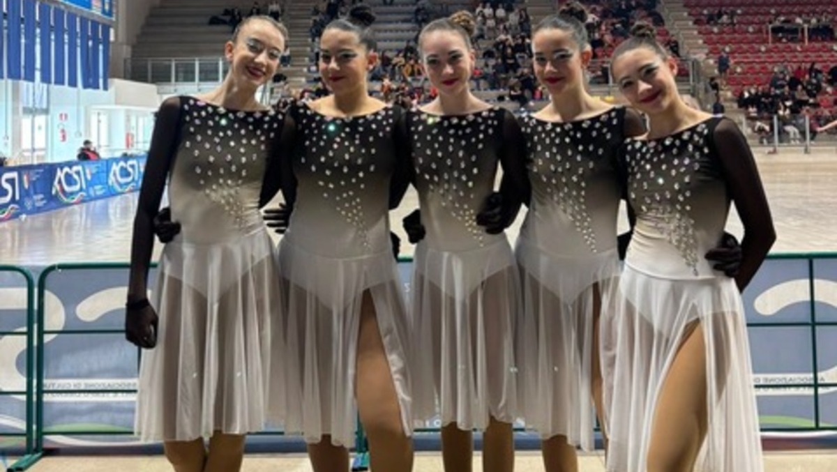 Campionati nazionali di pattinaggio al Playhall Pironi: la squadra di casa strappa applausi - 