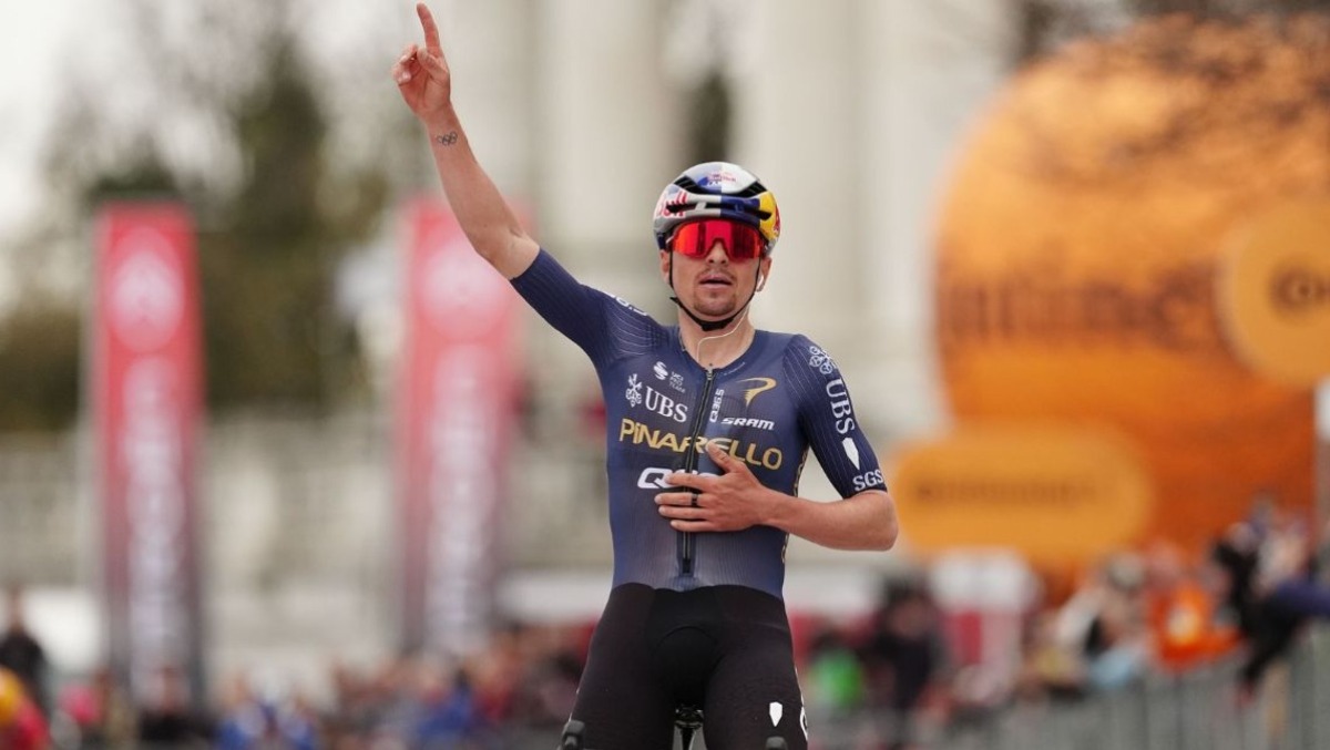 Milano-Torino 150, a Superga trionfa Pidcock. Pellizzari primo degli italiani - foto da milanotorino.it