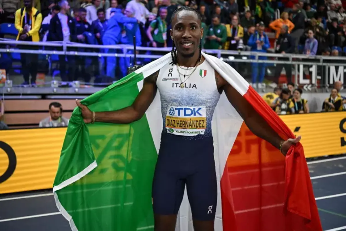 Andy Diaz Hernandez vola all’oro nel salto triplo ai Mondiali indoor - © Ansa