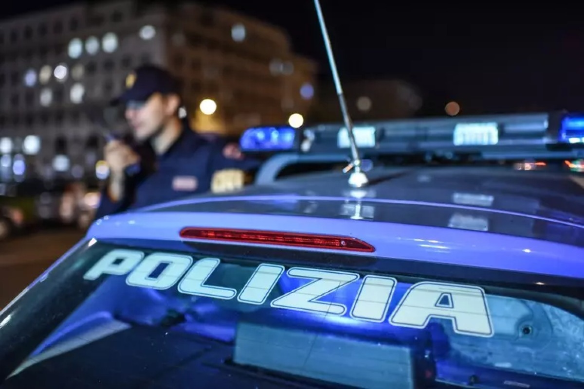 Omicidio nella notte ad Arezzo, fermato un uomo: la vittima ferita a morte con 4 colpi di pistola - 