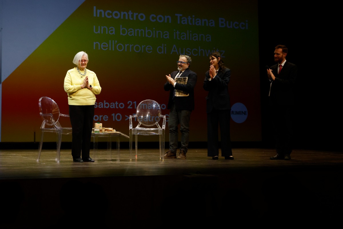 Tatiana Bucci al Teatro Galli: la memoria che parla ai giovani - 