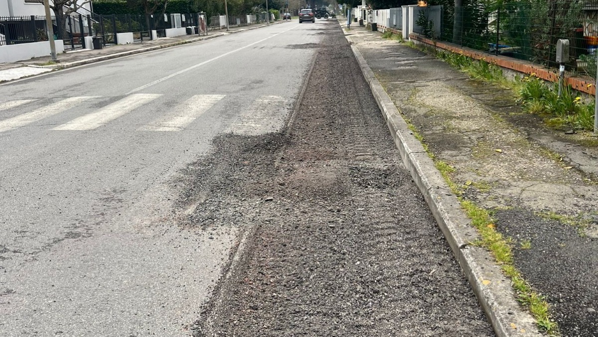Anche a Cattolica nuovo asfalto dopo i lavori per la fibra - 