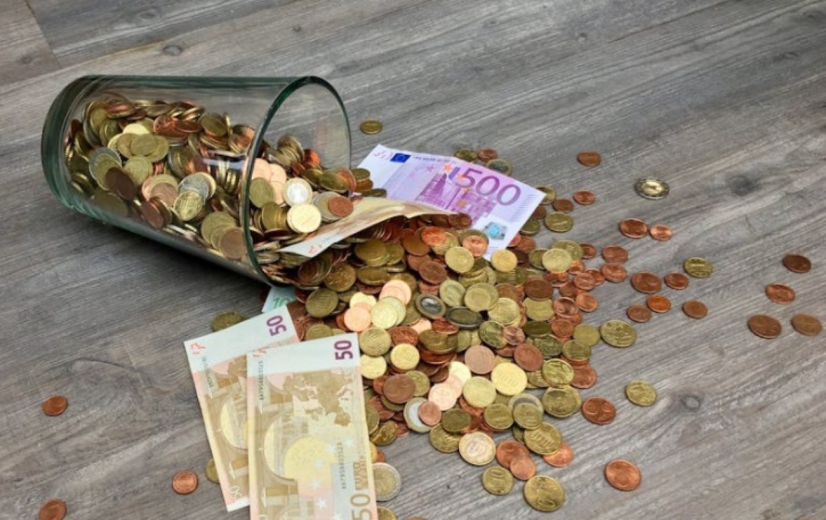 Crolla la fiducia dei consumatori a marzo, -5 punti secondo l’Istat - 