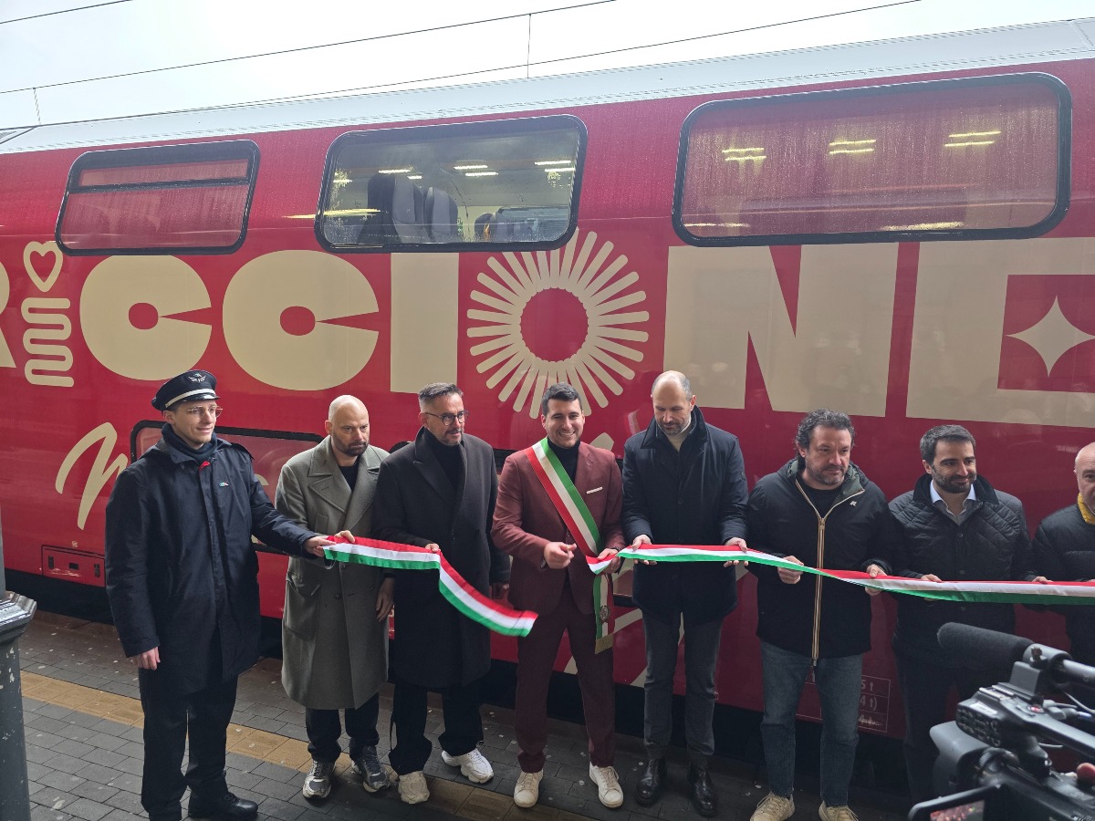 Riccione lancia il Treno Music City: musica e promozione turistica sui binari - 