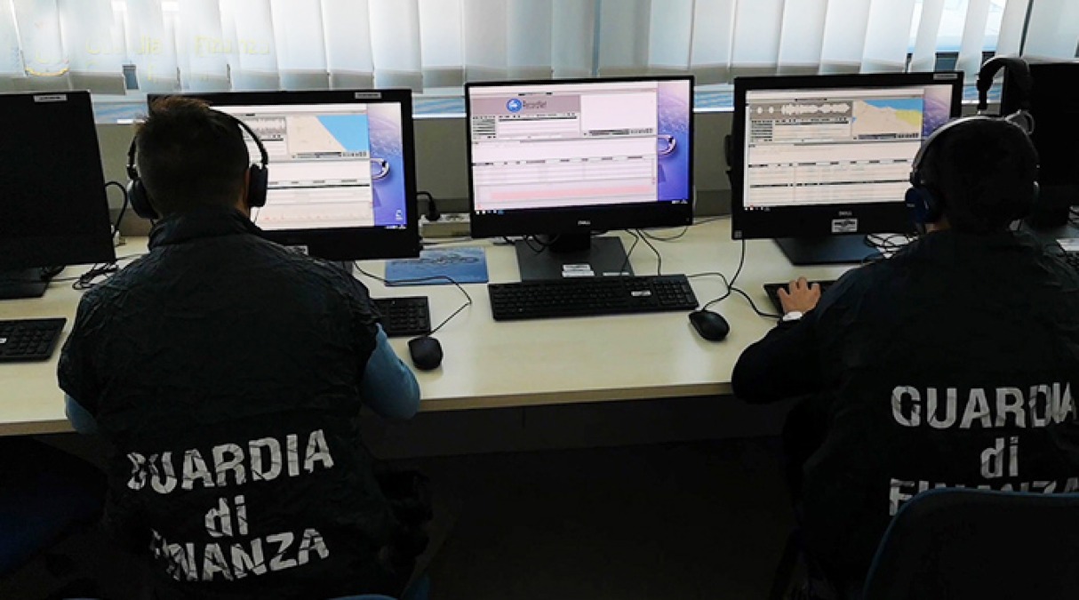 Rimini, frode fiscale internazionale e autoriciclaggio: sequestrati beni per 1,5 milioni - 